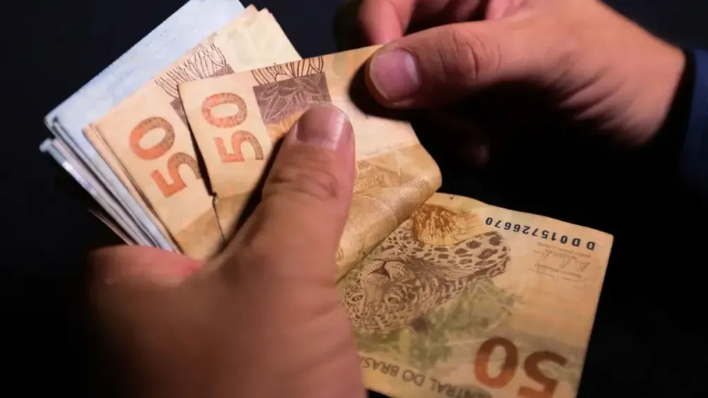 Salário deve passar por reajuste em 2026 - Foto: Marcello Casal Jr. | Agência Brasil