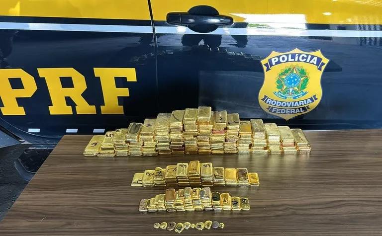 Minério apreendido foi encaminhado à sede da Polícia Federal para investigação - Foto: Divulgação | PRF