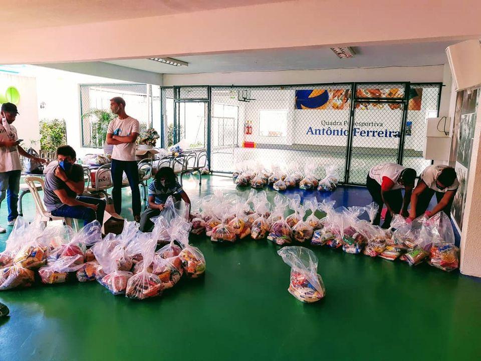 Escolas de Feira de Santana arrecadam duas toneladas de alimentos no 2º Drive Thru Solidário