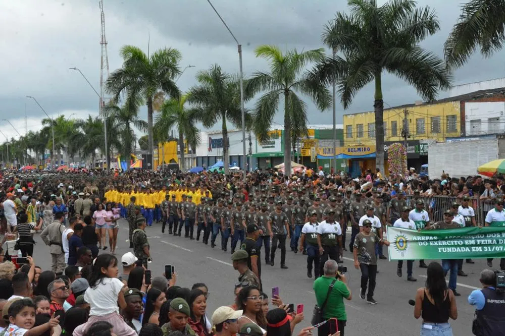 Feira de Santana celebra os 203 anos da Independência do Brasil com desfile cívico emocionante