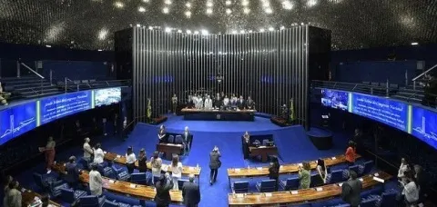 Senado tem maioria contra PEC da Blindagem, aprovada por larga margem na Câmara