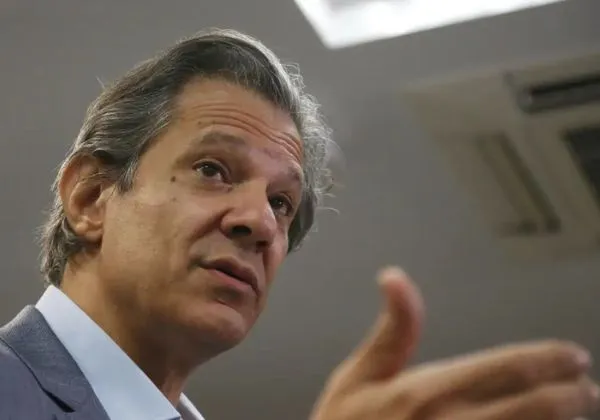 Se tudo der certo, nova faixa de isenção do Imposto de Renda pode ser sancionada até outubro, diz Haddad