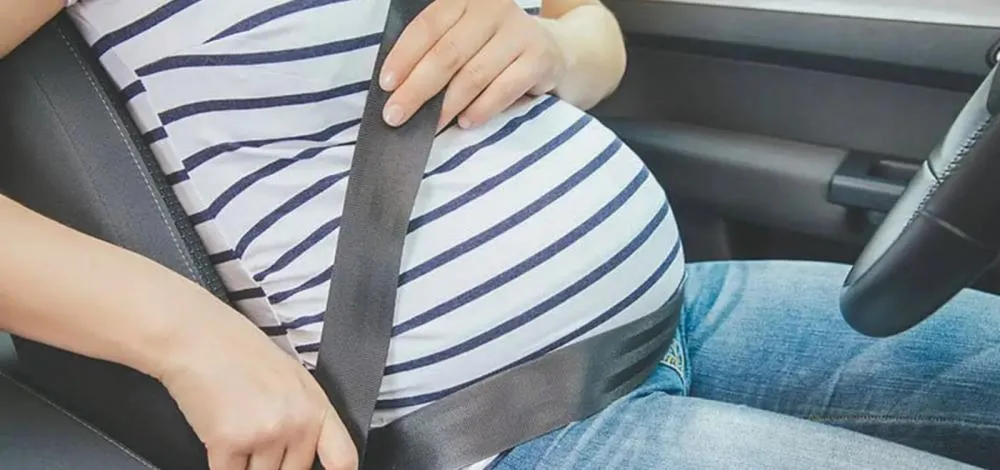 Grávidas e puérperas devem redobrar atenção ao volante, alerta Abramet