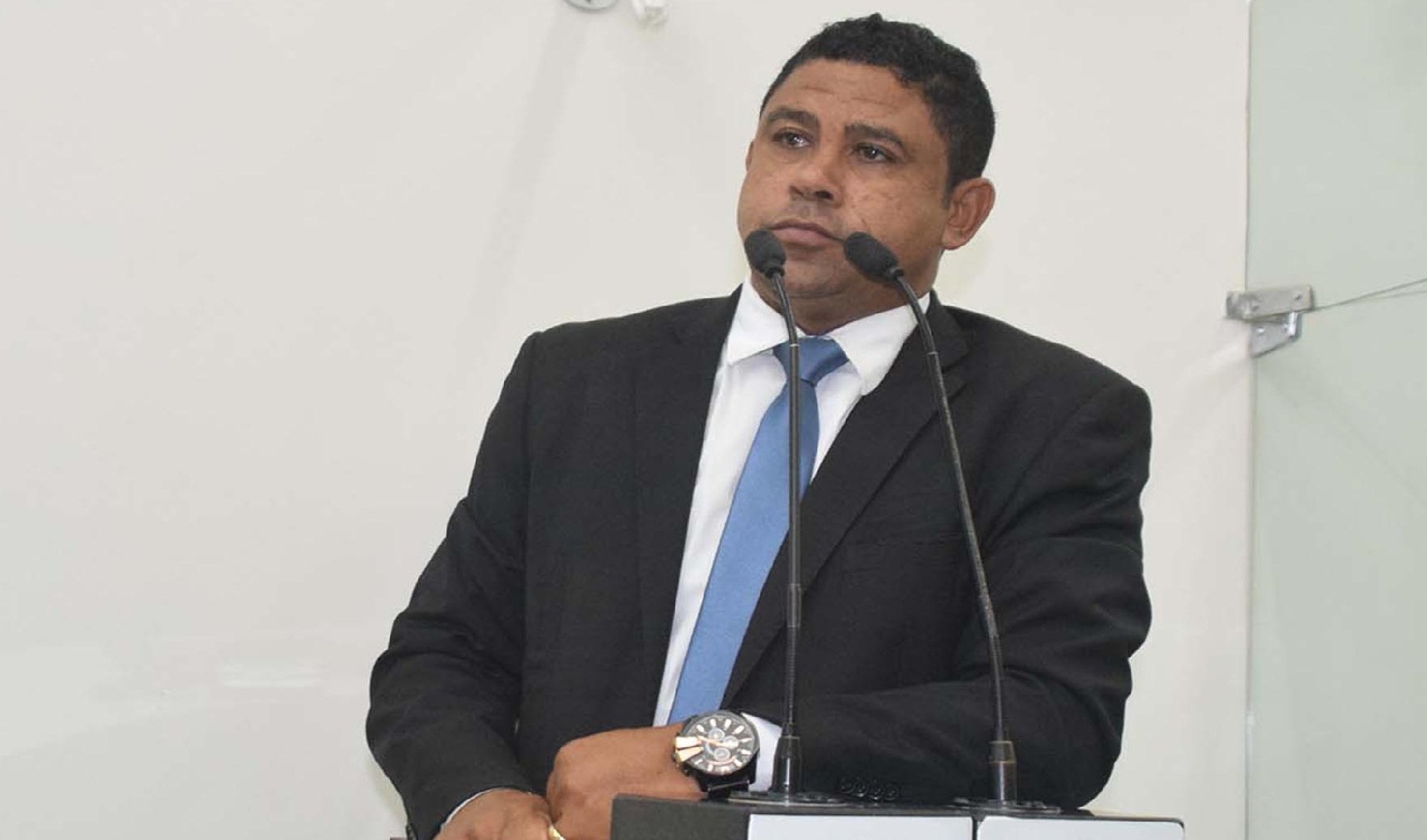 Presidente do TSE afasta Pastor Tom e determina posse de Josafá Marinho na AL-BA