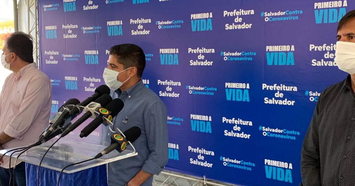 ACM Neto proíbe shows, mas estuda liberar casamentos e voz e violão em bares