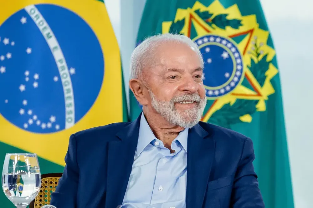 Veto de Lula fecha brecha que permitiria Bolsonaro disputar 2026
