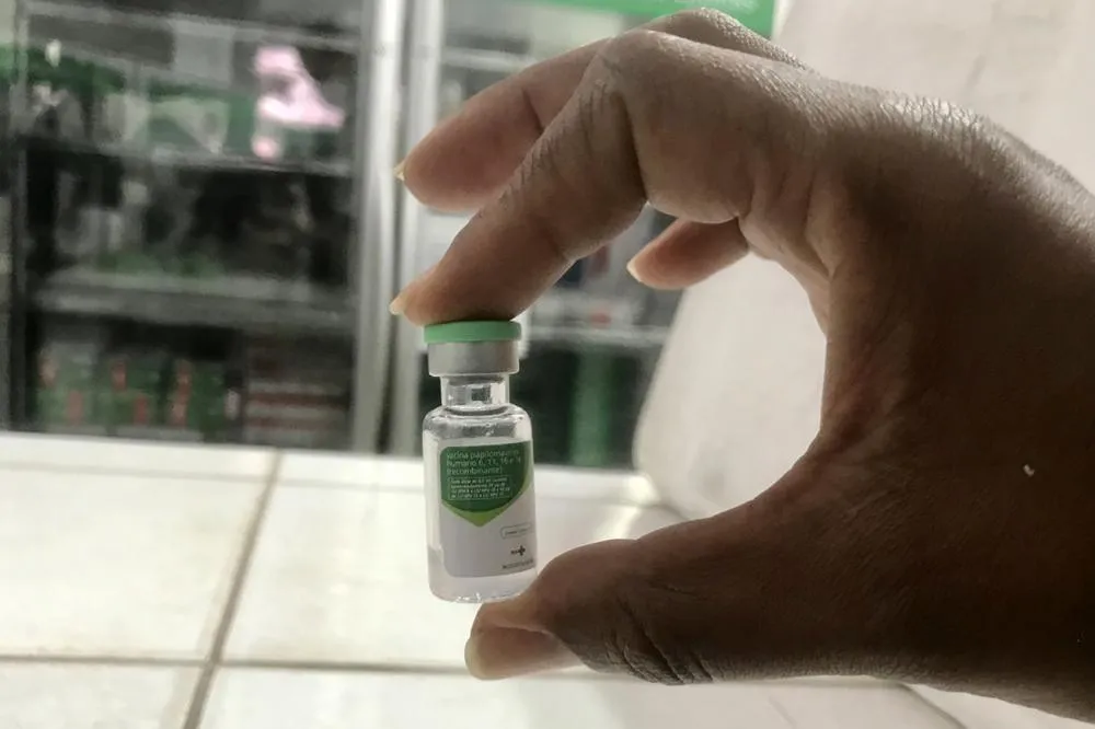 Saúde intensifica vacinação contra HPV em jovens entre 9 e 19 anos