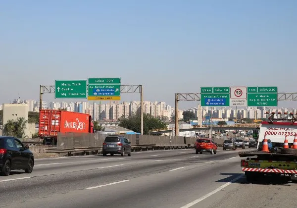 Justiça determina que governo libere R$ 150 milhões para reativar radares em rodovias federais