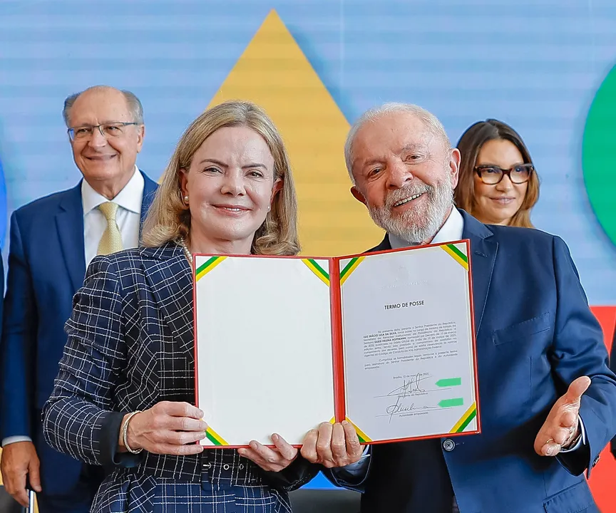 PSD e +: governo Lula corta cargos de partidos após derrota da MP das Bets