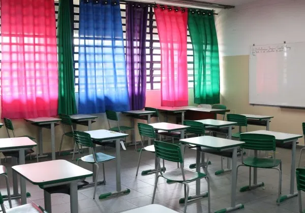 STF declara inconstitucionais leis municipais que proíbem termos de gênero em escolas