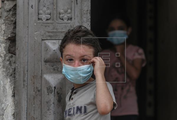 Mundo supera marca de 26 milhões de casos de infecção pelo novo coronavírus