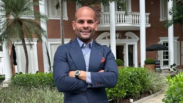 Médico feirense nega falsificar Mounjaro e promete entregar celulares para a PF