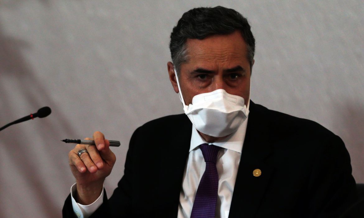 Eleições: Saúde define que pessoas com sintomas da Covid não devem ir ao local de votação