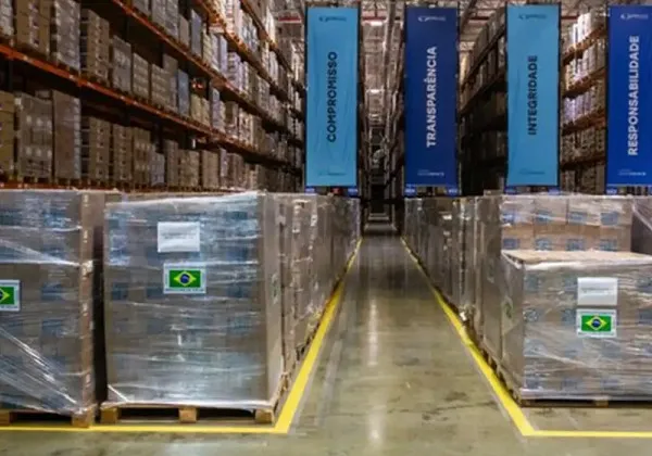 Brasil envia 100 toneladas de ajuda humanitária para a Venezuela após invasão dos EUA