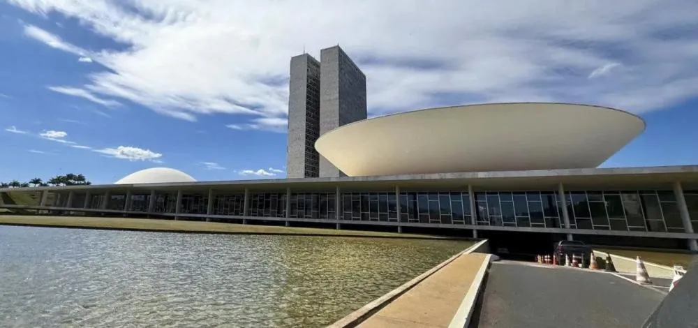 Congresso retoma atividades com debate sobre acordo internacional e segurança pública