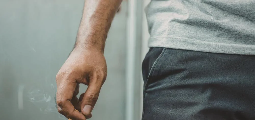 Projeto que equipara tráfico de tabaco ao de drogas avança na Câmara