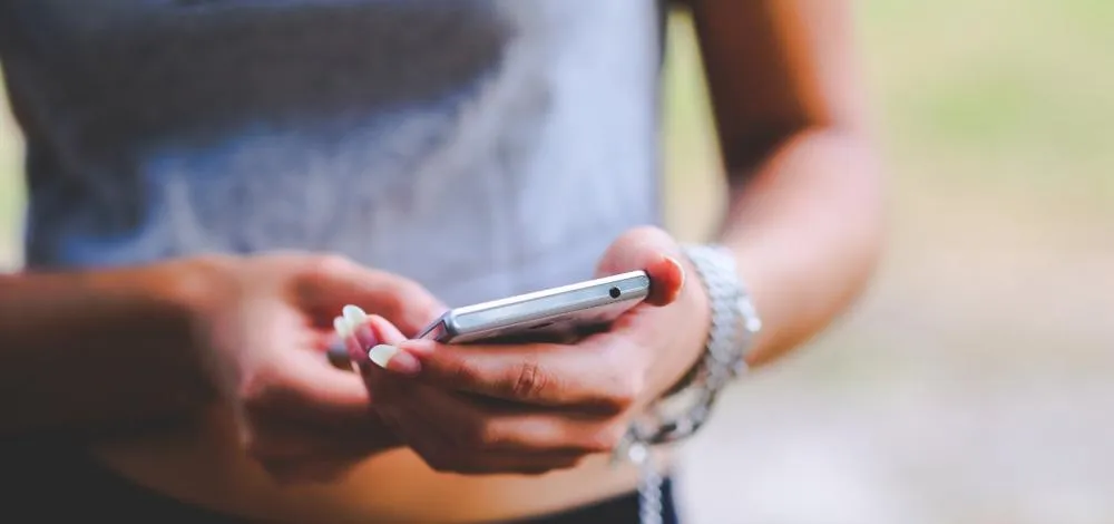 Senado discute endurecimento de punições para crimes cibernéticos contra mulheres