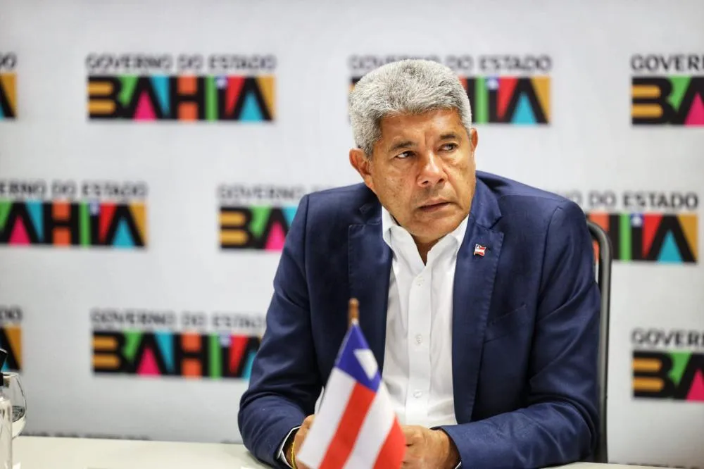 Jerônimo Rodrigues defende paz mundial e destaca medidas para conter impacto dos combustíveis durante agenda no Extremo Sul