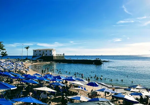 Porto da Barra terá área exclusiva para banhistas no mar