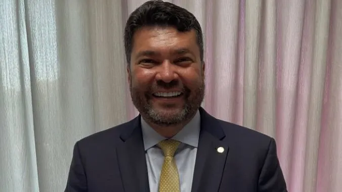 Presidente do PRD e cotado a vice de Jerônimo: saiba quem é o deputado baiano alvo de operação da PF