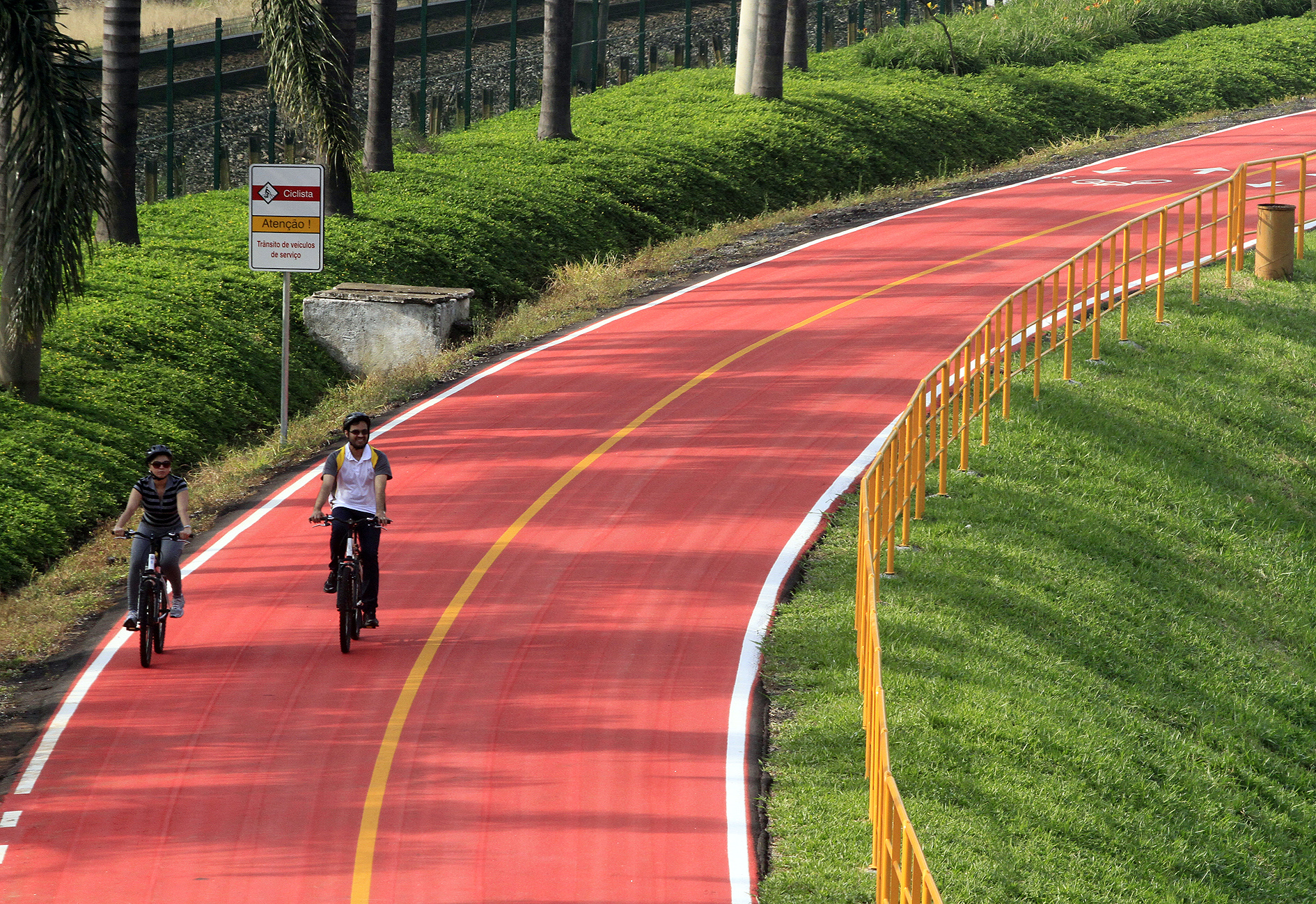 Aracaju tem sete vezes mais quilômetros de ciclovias que Feira de Santana