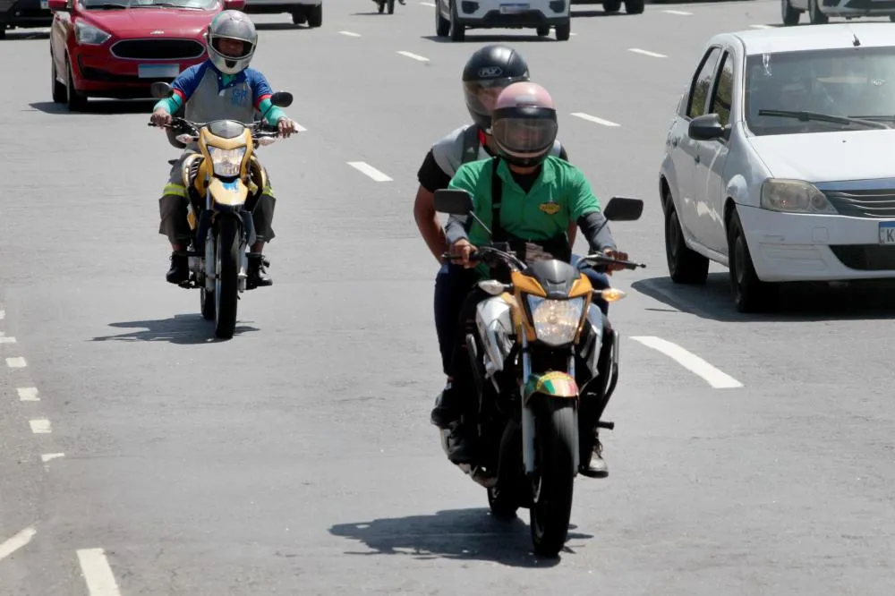 Desconto de 8% no IPVA para veículos com placas de final 3 vai até esta quarta (29)