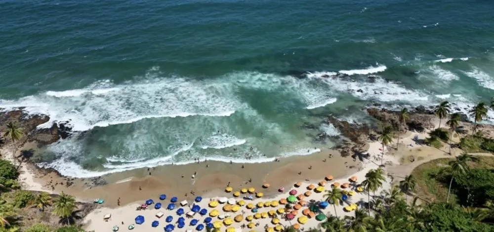 Salvador recebe mais de 750 mil turistas em abril e movimenta R$ 1,6 bilhão