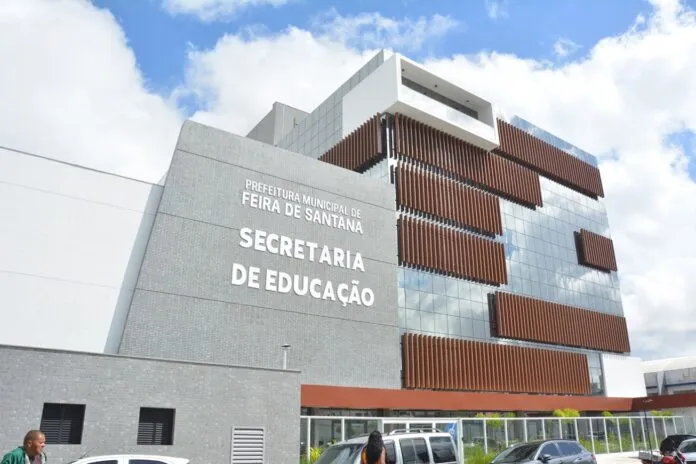 Secretaria de Educação de Feira vira alvo de inquérito no MPT por supostas irregularidades em estágios e salários