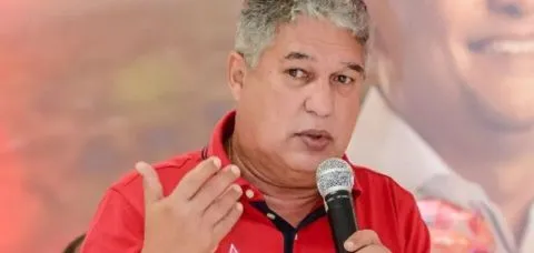 Rosemberg nega responsabilidade de Rowenna Brito por tensão na base governista