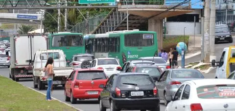 Bahia pode voltar a registrar mais mortes no trânsito do que homicídios, diz SEI