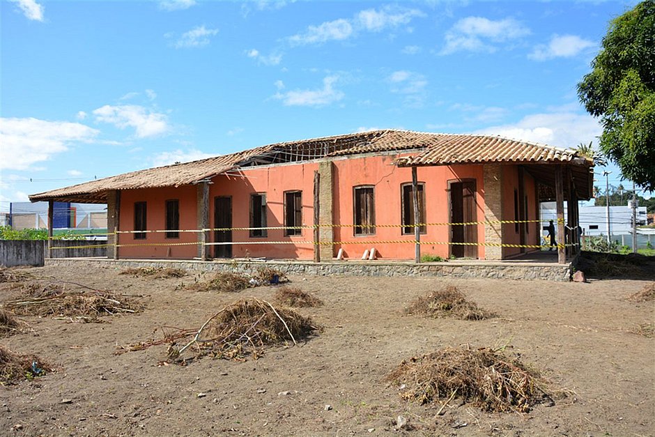 Feira de Santana comemora aniversário entregando reforma do Casarão Olhos D'Água