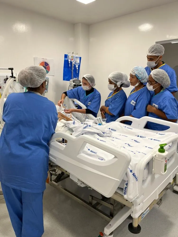 Clériston Andrade reduz infecções com projeto nacional de segurança do paciente