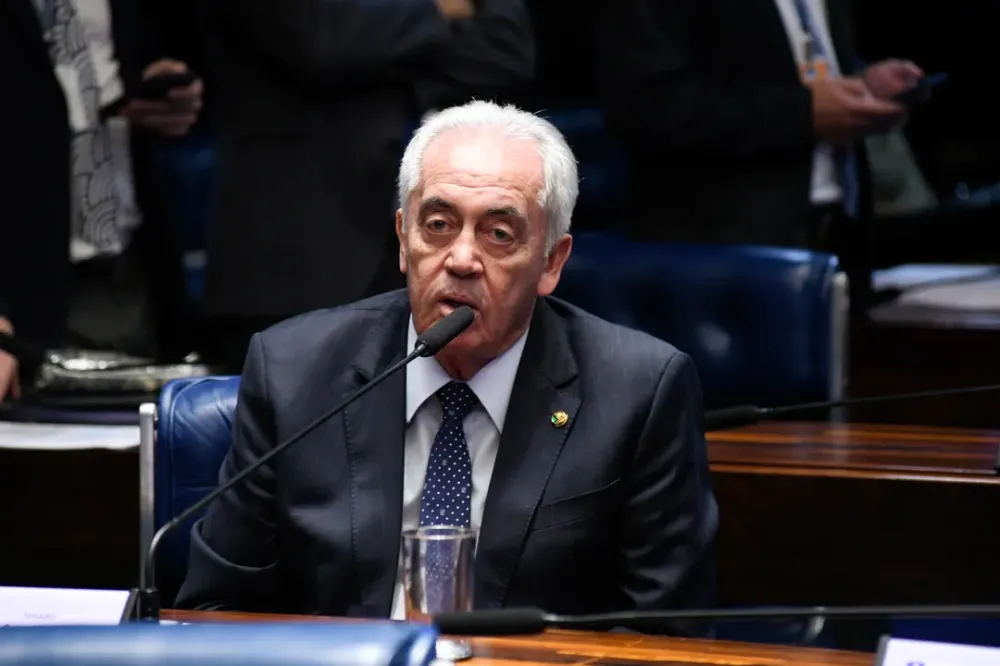 Otto diz que PEC alternativa a 6x1 da oposição ficará na fila da CCJ