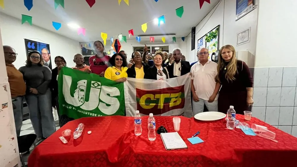 Reunião debate proposta de tarifa zero no transporte público de Feira de Santana e mobiliza comerciários, especialistas e vereadores