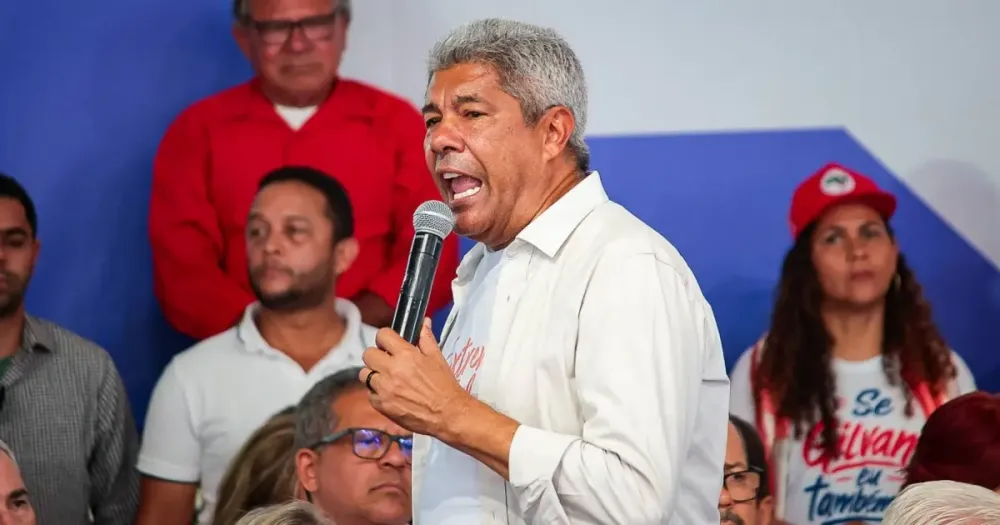 Jerônimo critica Trump e acusa Flávio Bolsonaro de estimular tarifa contra o Brasil