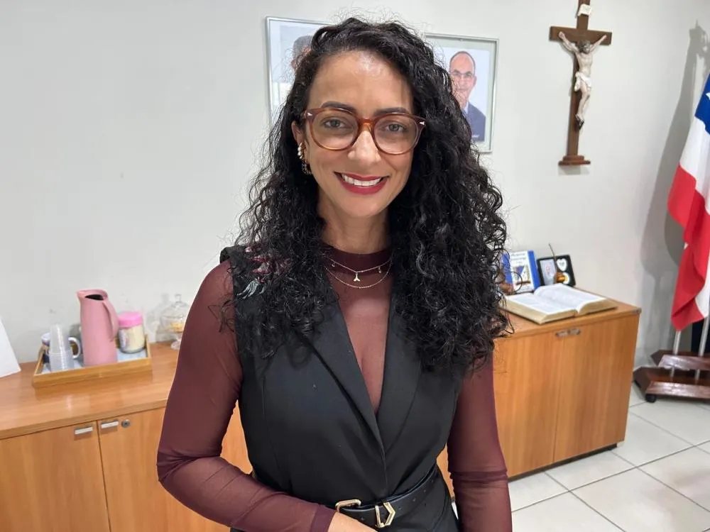 Educação de Candeal avança com nova escola, ensino integral e investimentos em infraestrutura, afirma secretária