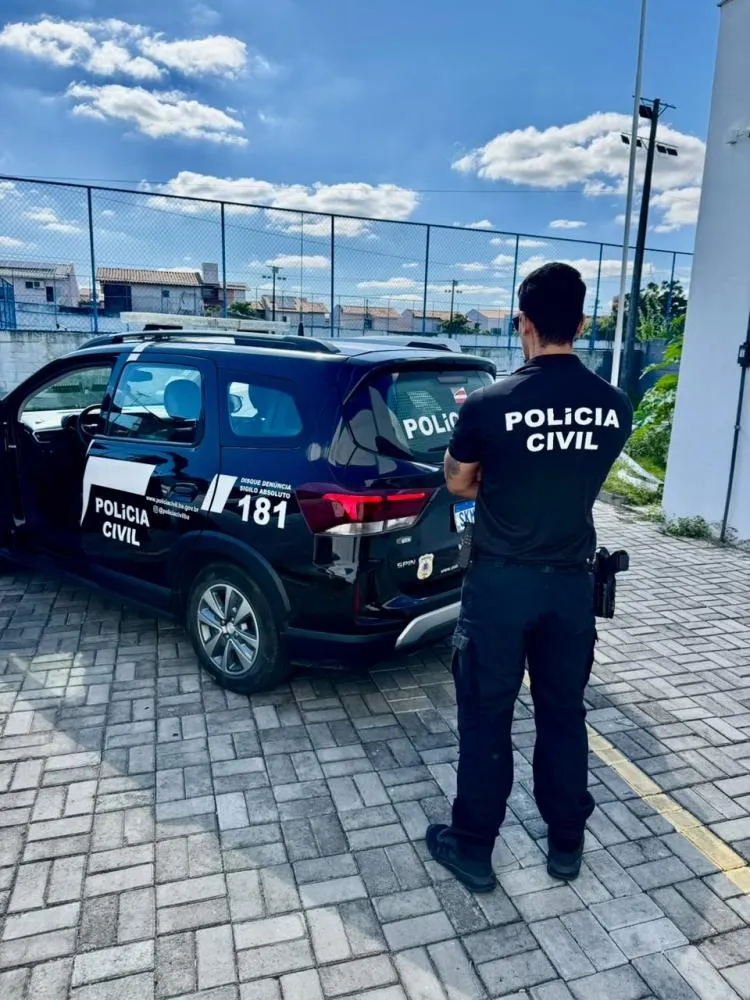 Homem é preso por descumprimento de medida protetiva e ameaça em Feira de Santana