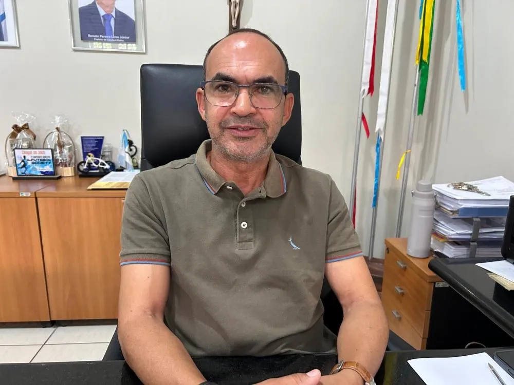 Programa de incentivo ao esporte e à cultura, Sala da Mulher e pacote de obras marcam ações da Prefeitura de Candeal, destaca prefeito Júnior Batata