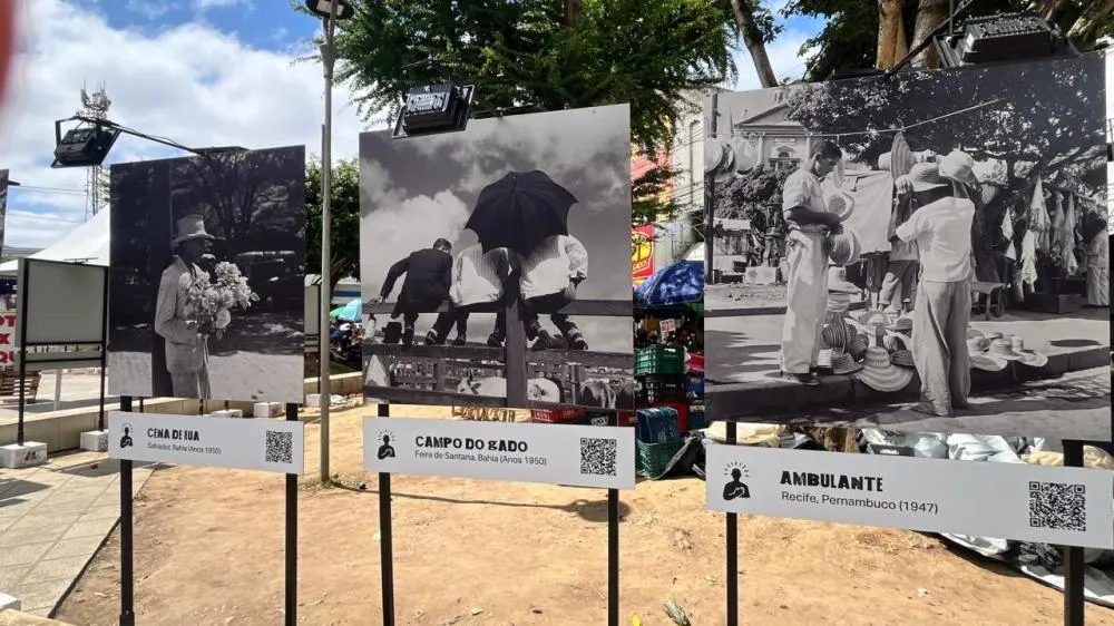Caravana Verger leva fotografias históricas e cultura popular à Praça do Lambe-Lambe em Feira de Santana