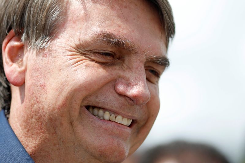 Governo Bolsonaro tem avaliação positiva de 40%, maior patamar do mandato, diz CNI/Ibope