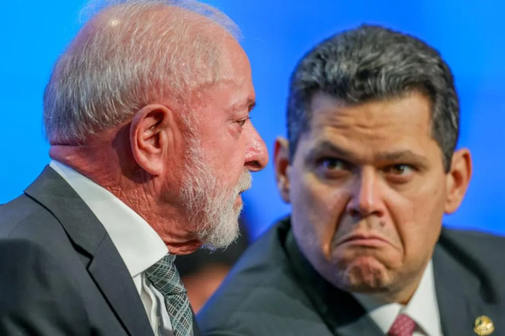Alcolumbre frustra Lula e deixa PEC da 6x1 para depois do 1º turno