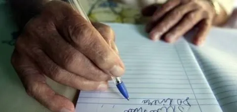 Bahia reduz analfabetismo, mas ainda lidera país em número de pessoas sem saber ler e escrever