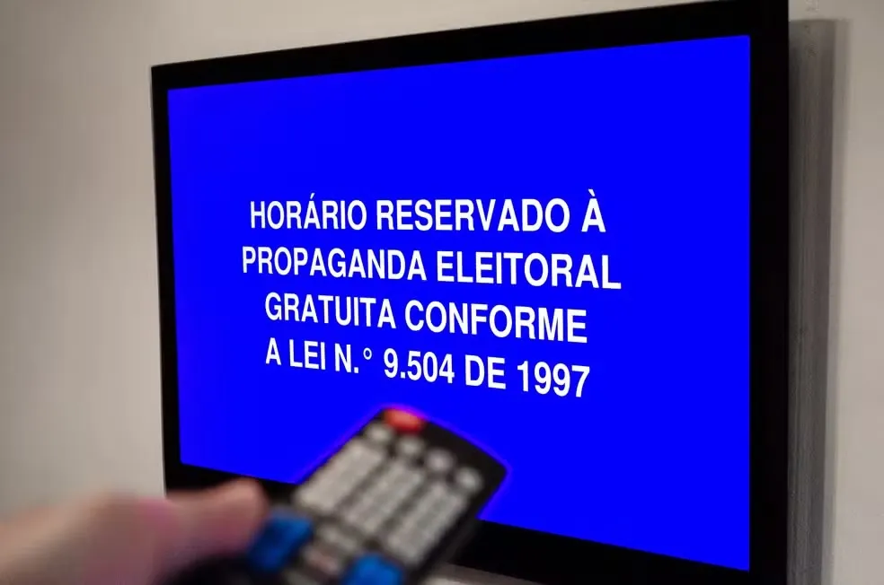Propaganda enganosa e horário eleitoral gratuito
