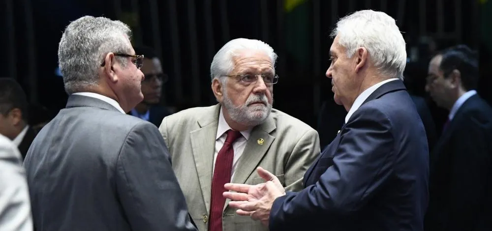 PEC aprovada acaba com a escala e garante dois dias de folga por semana - Foto: Roque de Sá | Agência Senado