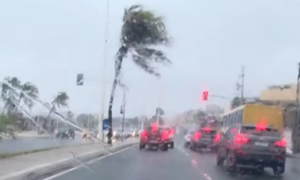 Inmet emite alerta de tempestade para quase 200 cidades da Bahia — Foto: Reprodução/TV Bahia