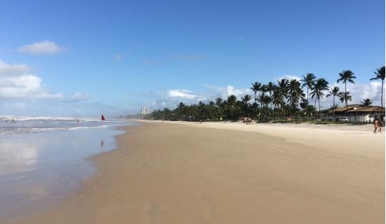 “Vamos ver como as pessoas se comportam”, diz Neto sobre possível volta das praias