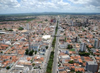 Nº de casos ativos divulgado pela prefeitura de Feira é quase 3 vezes maior que dado da Sesab