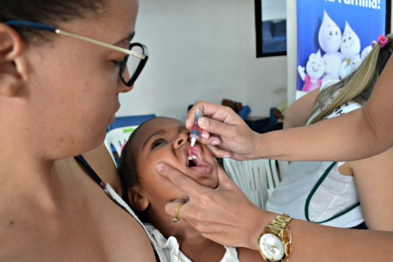 Vacinação contra a Poliomielite e outras doenças começam nesta segunda-feira