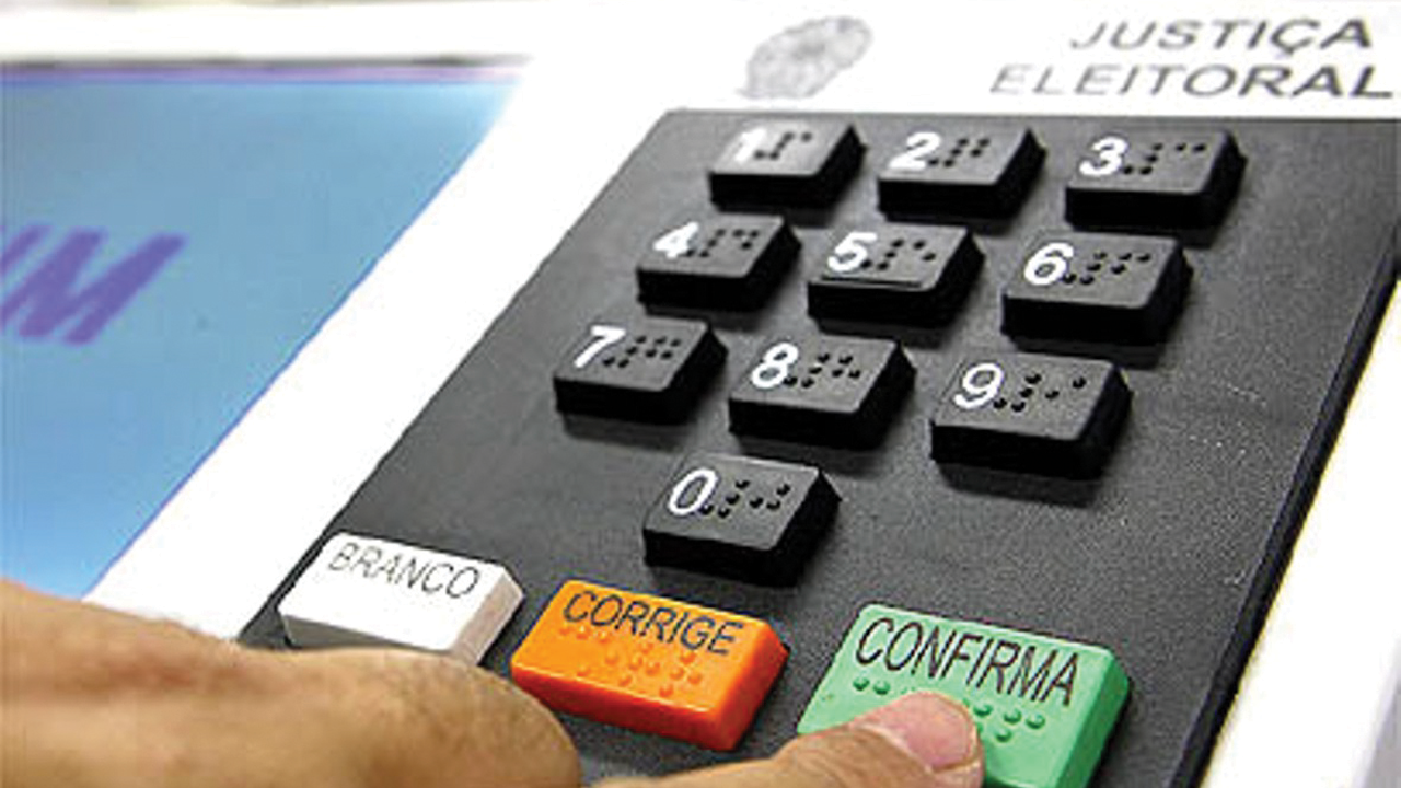 Bruno Reis, 42%; Pastor Sargento Isidório, 10%; Major Denice e Olívia Santana, 6%, diz pesquisa Ibope em Salvador