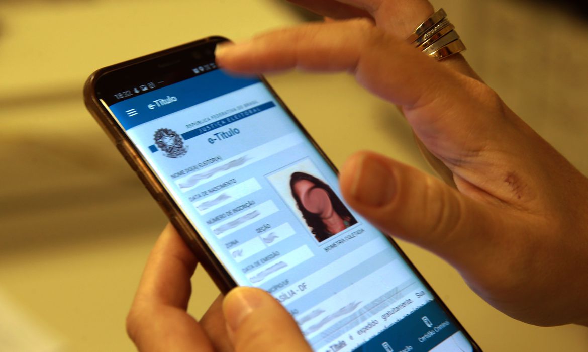 Eleições 2020: Cidadão que não comparecer a urna poderá justificar falta pelo celular